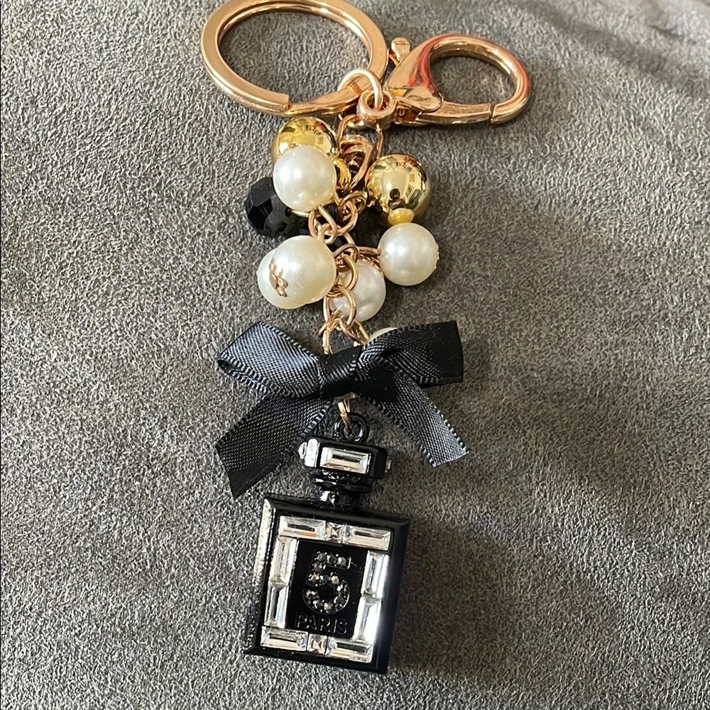 Elegant Black and Gold Charm Keychain NWT